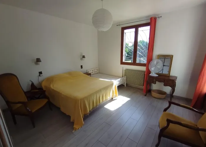 Maison De Avec Piscine Et Jardin *